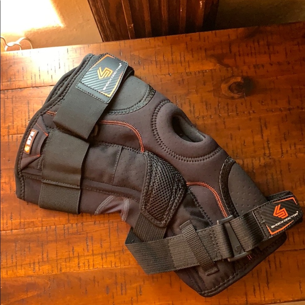 Shock Doctor knee support